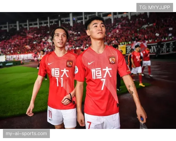 舍甫琴科本赛季回撤增助攻，明显强化国家队中场链接角色